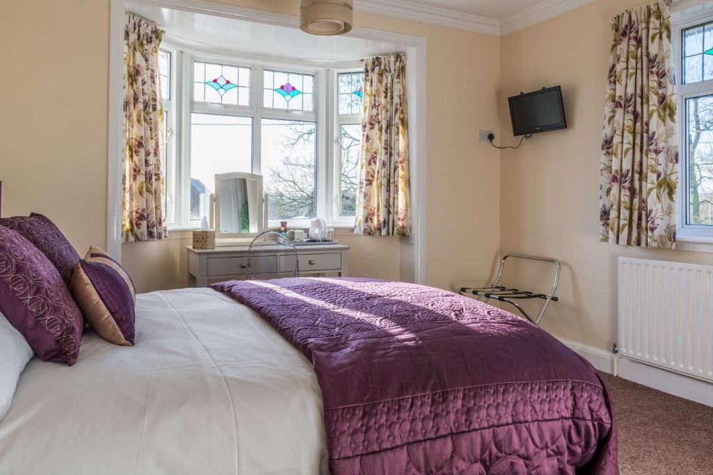 Harwood House B&B Great Dunmow Exterior photo